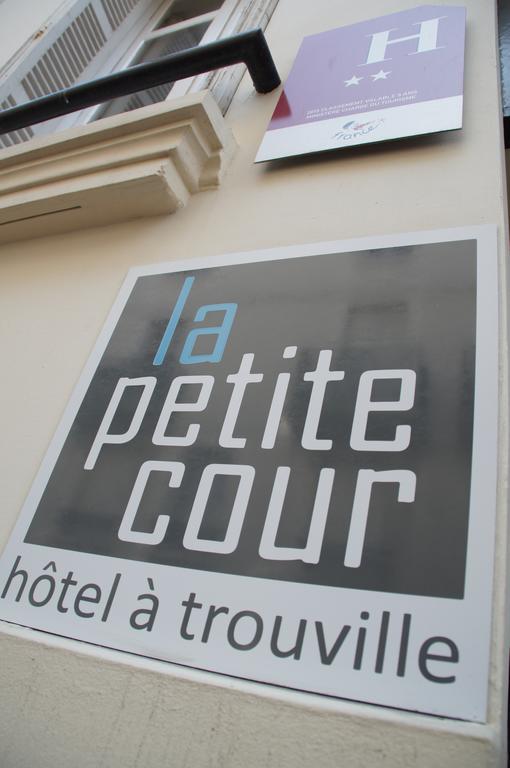 La Petite Cour Ξενοδοχείο Trouville-sur-Mer Εξωτερικό φωτογραφία